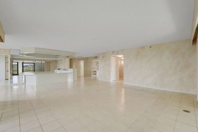 Rarely Available, Imperial Model Floor Plan, This spacious 3 on  in Florida - for sale on GolfHomes.com, golf home, golf lot