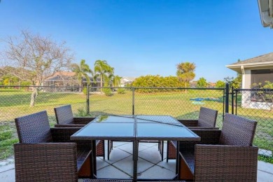NEW PRICE! Turnkey furnished and rental-ready, this charming on Pinemoor West Golf Club in Florida - for sale on GolfHomes.com, golf home, golf lot