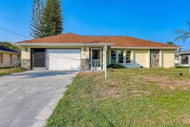 NEW PRICE! Turnkey furnished and rental-ready, this charming on Pinemoor West Golf Club in Florida - for sale on GolfHomes.com, golf home, golf lot