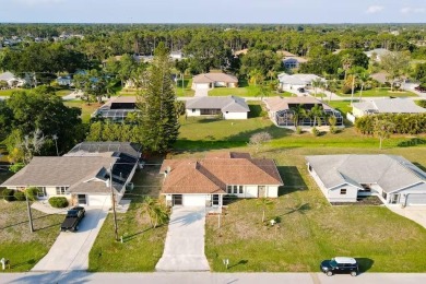 NEW PRICE! Turnkey furnished and rental-ready, this charming on Pinemoor West Golf Club in Florida - for sale on GolfHomes.com, golf home, golf lot