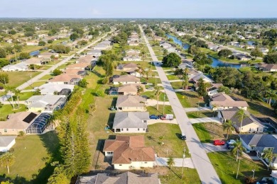 NEW PRICE! Turnkey furnished and rental-ready, this charming on Pinemoor West Golf Club in Florida - for sale on GolfHomes.com, golf home, golf lot