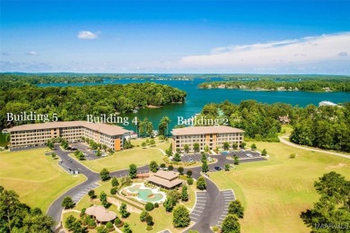Remarkable *FULLY FURNISHED* and *MOVE-IN READY*, this end unit on Stillwaters Golf and Country Club in Alabama - for sale on GolfHomes.com, golf home, golf lot