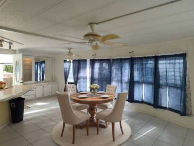 CALLING ALL FLIPPERS**LAKESIDE FIXER UPPER** NEEDS A/C AND A on Vista Plantation Golf Club in Florida - for sale on GolfHomes.com, golf home, golf lot