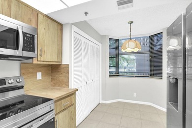 Don't miss this centrally located ground floor apartment with on The Country Club At Boca Raton in Florida - for sale on GolfHomes.com, golf home, golf lot