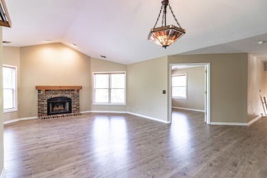Welcome to the Woodlands of Fiore-one of Buffalo Grove's most on The Arboretum Club in Illinois - for sale on GolfHomes.com, golf home, golf lot