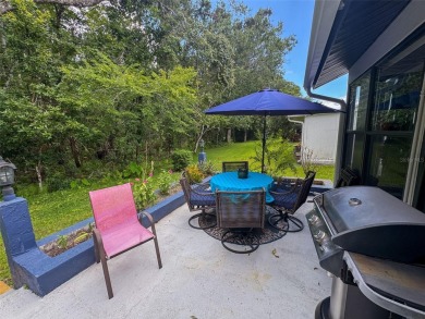 Presenting a warm and inviting 3 bedrooms, 2 bath home located on Summertree Golf Course in Florida - for sale on GolfHomes.com, golf home, golf lot