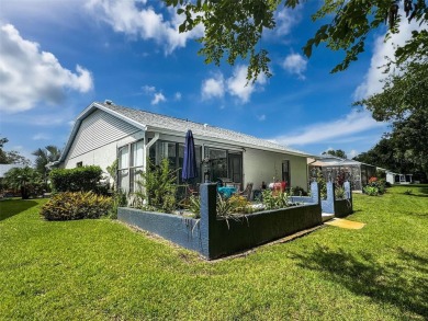 Presenting a warm and inviting 3 bedrooms, 2 bath home located on Summertree Golf Course in Florida - for sale on GolfHomes.com, golf home, golf lot
