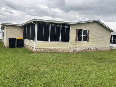 LOCATED IN HIGHLY SOUGHT FIVE-STAR COMMUNITY FOUR LAKES GOLF on Four Lakes Golf Club in Florida - for sale on GolfHomes.com, golf home, golf lot