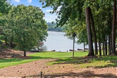 BEAUTIFULLY REMODELED WITH LAKE VIEWS  EXCLUSIVE ACCESS TO on Reynolds Lake Oconee - The Oconee in Georgia - for sale on GolfHomes.com, golf home, golf lot
