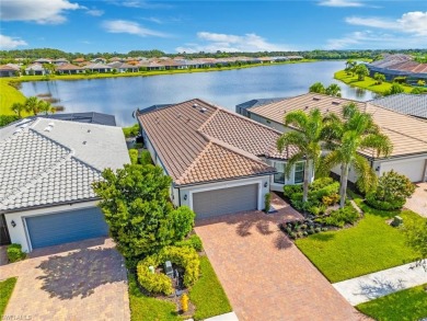 GOLF MEMBERSHIP, POOL and STUNNING WATER VIEW! This home has it on Panther Run Golf Club in Florida - for sale on GolfHomes.com, golf home, golf lot