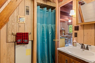 Welcome to your private woodland retreat at Innsbrook! Tucked on Innsbrook Resort Golf Course in Missouri - for sale on GolfHomes.com, golf home, golf lot