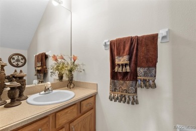 Stop the Search! This 3-bedroom, 2.5-bath end-unit townhome in on Brentwood Farms Golf Club in Florida - for sale on GolfHomes.com, golf home, golf lot
