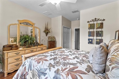 Stop the Search! This 3-bedroom, 2.5-bath end-unit townhome in on Brentwood Farms Golf Club in Florida - for sale on GolfHomes.com, golf home, golf lot