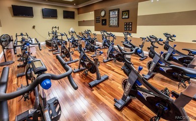 Stop the Search! This 3-bedroom, 2.5-bath end-unit townhome in on Brentwood Farms Golf Club in Florida - for sale on GolfHomes.com, golf home, golf lot