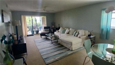 REDUCED 10K .SELLER HAS RECENTLY UPDATED THE MASTER BATH NEW on Royal Palm Golf Club in Florida - for sale on GolfHomes.com, golf home, golf lot