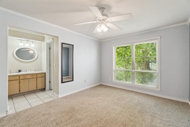 Located at 803 Cardinal Creek BLVD Unit B, Norman, OK 73072 on Jimmie Austin OU Golf Club in Oklahoma - for sale on GolfHomes.com, golf home, golf lot