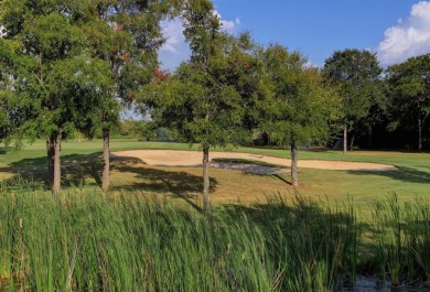 Great lot on a cul-de-sac with good hardwood trees.  White Bluff on White Bluff Resort - Old Course in Texas - for sale on GolfHomes.com, golf home, golf lot