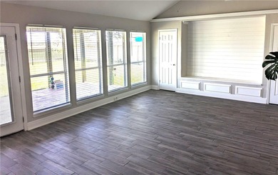 This home has an excellent location! Three blocks from Corpus on Oso Beach Municipal Golf Course in Texas - for sale on GolfHomes.com, golf home, golf lot