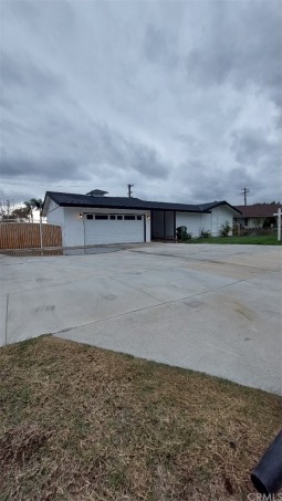 *HOT BUY**HOT BUY**HOT BUY** 4 BEDROOMS 3 BATHROOMS  WITH BONUS on Whispering Lakes Golf Course in California - for sale on GolfHomes.com, golf home, golf lot