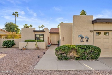 Welcome to this inviting home located in the highly sought-after on Cottonwood Country Club in Arizona - for sale on GolfHomes.com, golf home, golf lot