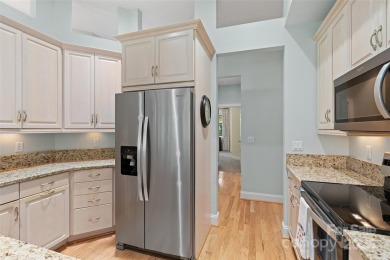 Beautiful 3BD/2BA townhome overlooking the 5th hole at Laurel on Laurel Ridge Country Club in North Carolina - for sale on GolfHomes.com, golf home, golf lot