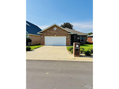 Very well kept home in the sought after golf community of on Stonebrook Golf Club in Florida - for sale on GolfHomes.com, golf home, golf lot