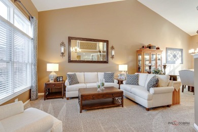 Beautiful 3+ Bedroom Townhome with over 3000 sq ft of finished on RedTail Golf Club in Illinois - for sale on GolfHomes.com, golf home, golf lot