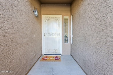 Welcome to your RETREAT! This SPLIT 2-BR/2 bath home is in the on Lone Tree Golf Club in Arizona - for sale on GolfHomes.com, golf home, golf lot