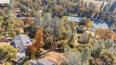 Custom Pine Mountain Lake Home! Enjoy beautiful mountain and on Pine Mountain Lake Country Club in California - for sale on GolfHomes.com, golf home, golf lot