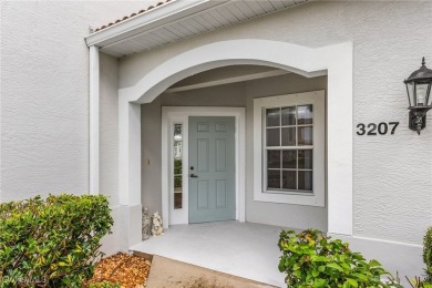 Here is your RARE opportunity to own a charming 2 bedroom, 2 on Colonial Country Club in Florida - for sale on GolfHomes.com, golf home, golf lot