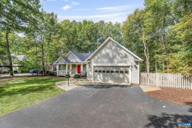 This well-maintained one-level home sits on a quiet cul-de-sac on Lake Monticello Golf Course in Virginia - for sale on GolfHomes.com, golf home, golf lot