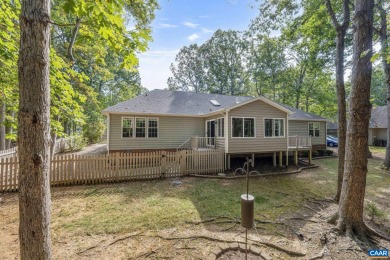 This well-maintained one-level home sits on a quiet cul-de-sac on Lake Monticello Golf Course in Virginia - for sale on GolfHomes.com, golf home, golf lot