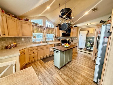 Beautifully maintained, unique, spacious open floorplan, located on Water Oak Country Club Estates in Florida - for sale on GolfHomes.com, golf home, golf lot