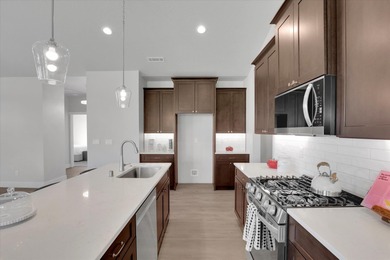 Beautiful Pro Made condo in gated community, discover the on Deer Park Golf Club in Washington - for sale on GolfHomes.com, golf home, golf lot