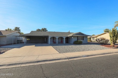 Welcome to this lovely 2 bedroom, 2 bath home on the South Golf on Sun City South Golf Course in Arizona - for sale on GolfHomes.com, golf home, golf lot