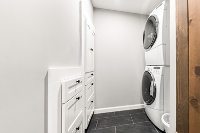 This lovely 4-bedroom, 4-bath home in Eastman features an open on Eastman Golf Links in New Hampshire - for sale on GolfHomes.com, golf home, golf lot