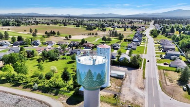 Beautiful Pro Made condo in gated community, discover the on Deer Park Golf Club in Washington - for sale on GolfHomes.com, golf home, golf lot