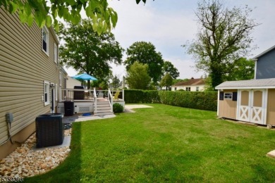 IMPRESSSIVE updated 3 bedroom, 1.1 bath BEAUTIFUL split situated on Baltusrol Golf Club in New Jersey - for sale on GolfHomes.com, golf home, golf lot