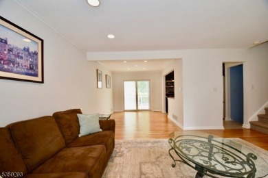IMPRESSSIVE updated 3 bedroom, 1.1 bath BEAUTIFUL split situated on Baltusrol Golf Club in New Jersey - for sale on GolfHomes.com, golf home, golf lot