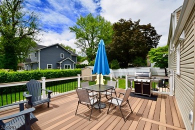 IMPRESSSIVE updated 3 bedroom, 1.1 bath BEAUTIFUL split situated on Baltusrol Golf Club in New Jersey - for sale on GolfHomes.com, golf home, golf lot