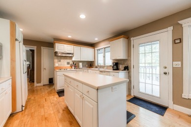 Spacious Riverview Ranch Retreat with Prime Access and on Buena Vista Golf Course in Illinois - for sale on GolfHomes.com, golf home, golf lot