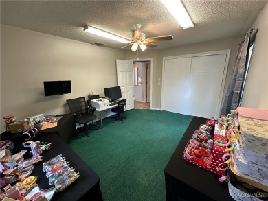 Charming Renovated Home in Citrus Springs - Move-In Ready! This on Citrus Springs Country Club in Florida - for sale on GolfHomes.com, golf home, golf lot