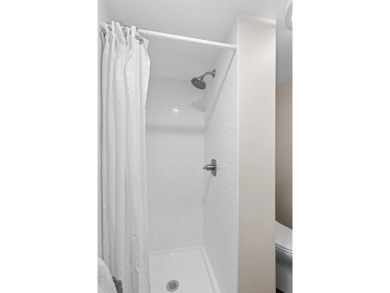 This townhouse is vacant & very easy to show, it has been on  in South Carolina - for sale on GolfHomes.com, golf home, golf lot