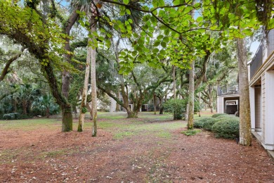 This townhouse is vacant & very easy to show, it has been on  in South Carolina - for sale on GolfHomes.com, golf home, golf lot