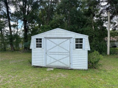 Charming Renovated Home in Citrus Springs - Move-In Ready! This on Citrus Springs Country Club in Florida - for sale on GolfHomes.com, golf home, golf lot