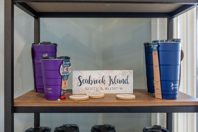 This townhouse is vacant & very easy to show, it has been on The Seabrook Island Club in South Carolina - for sale on GolfHomes.com, golf home, golf lot