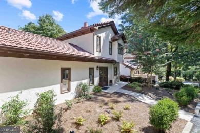 Charming Golf Villa with Lake Oconee Access- Welcome to this on Harbor Club Golf and Country Club in Georgia - for sale on GolfHomes.com, golf home, golf lot