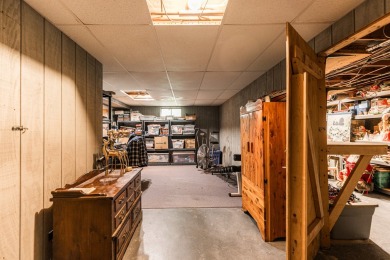 Spacious Riverview Ranch Retreat with Prime Access and on Buena Vista Golf Course in Illinois - for sale on GolfHomes.com, golf home, golf lot