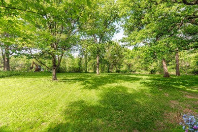 Spacious Riverview Ranch Retreat with Prime Access and on Buena Vista Golf Course in Illinois - for sale on GolfHomes.com, golf home, golf lot