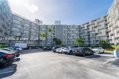 ATTENTION INVESTORS:TENANTS IN PLACE TILL August 19,2025! Best on Turnberry Isle Resort and Club in Florida - for sale on GolfHomes.com, golf home, golf lot